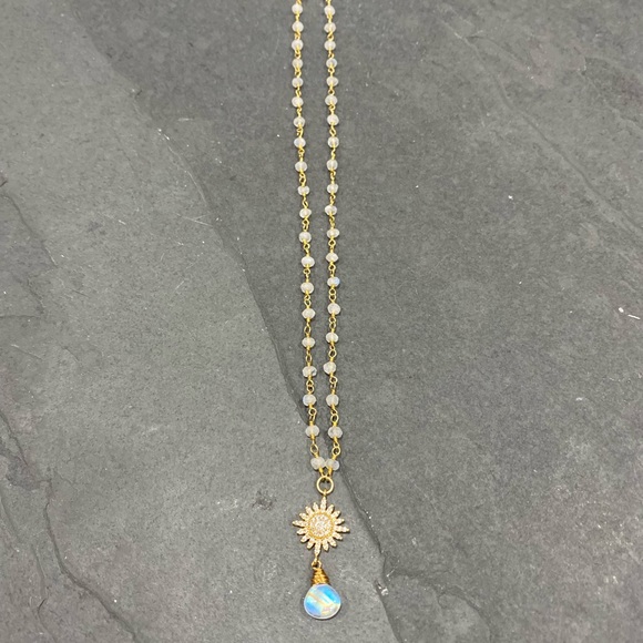 Handmade choker from a small business at Lola’s boutique - Picture 4 of 5